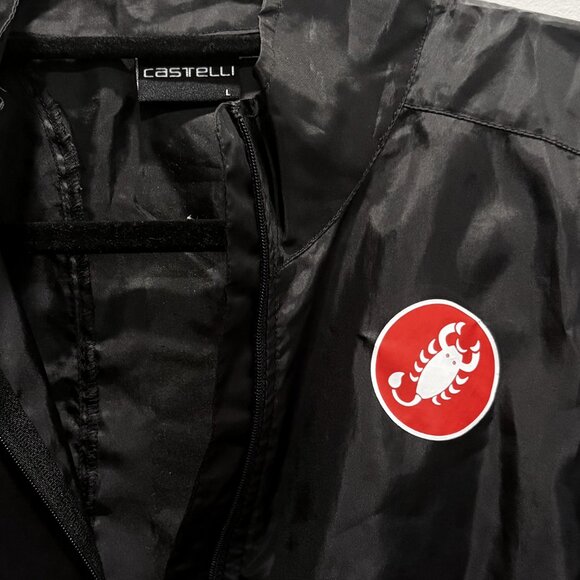 Men's Castelli Squadra Vented Ripstop Windbreaker Jacket - Picture 4 of 5